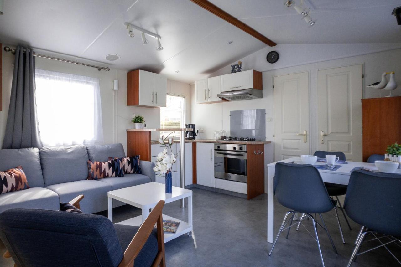 הוילה Tzummarum Knus En Modern Ingericht Chalet Met Gratis Wifi מראה חיצוני תמונה